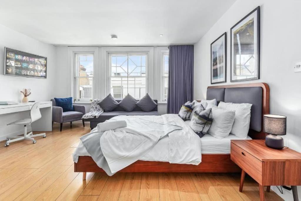 1 Bedroom Flat Piccadilly Sleep 7 In London Vr10 Exterior foto